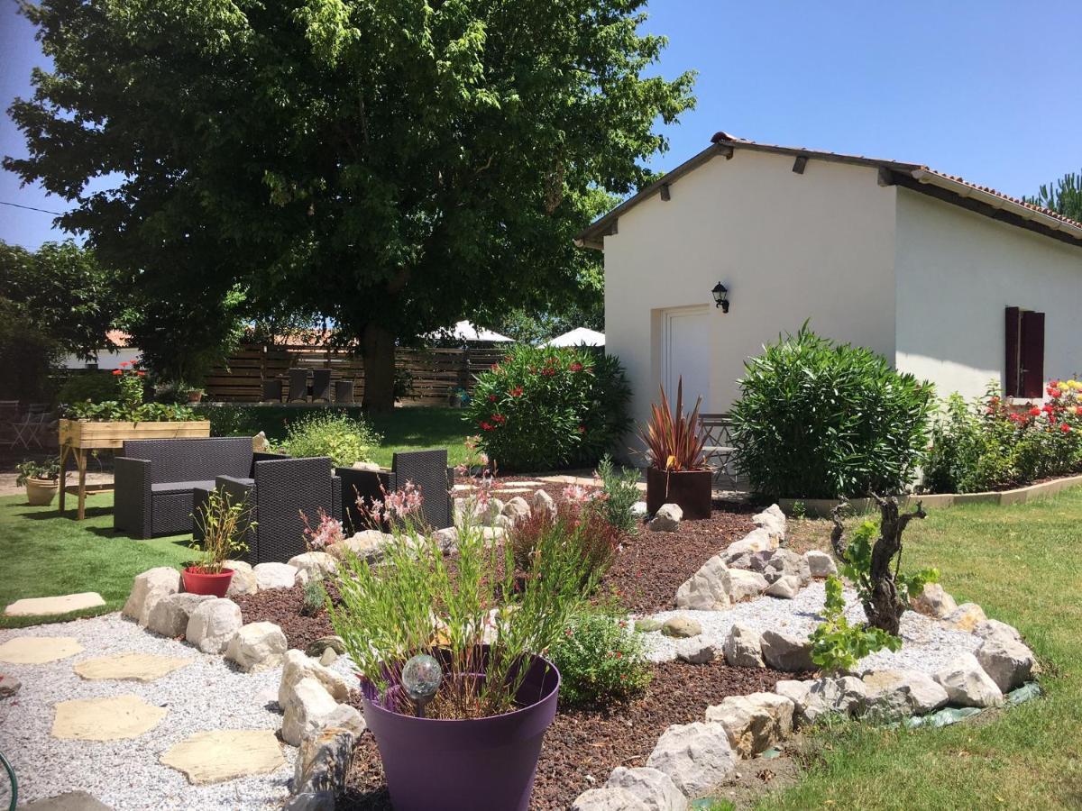مبيت وإفطار Cadalen Domaine De La Vigne المظهر الخارجي الصورة